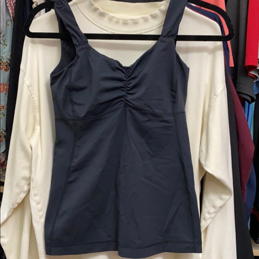 Lulu lemon yoga top - Picture 3 of 3